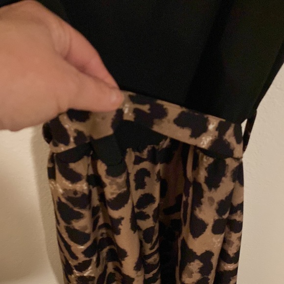 Dress - Picture 6 of 6